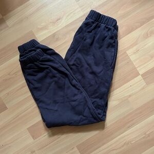 Brandy Melville Loose Jogger Sweatpants | Navy ONE SIZE